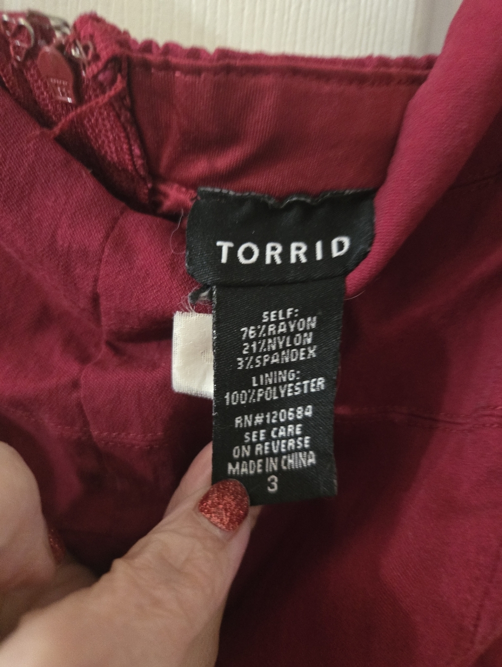 3x Torrid sleeveless top - Picture 2 of 3